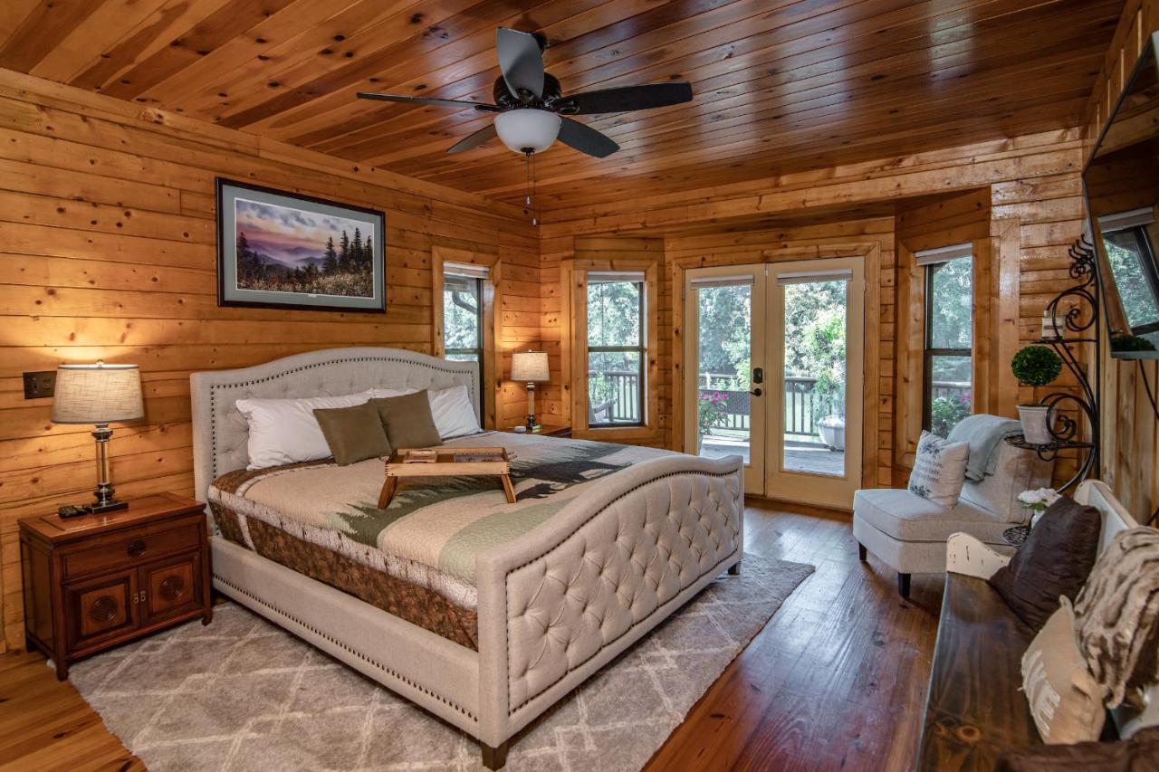 River Wellness Lodge Kingston Bagian luar foto