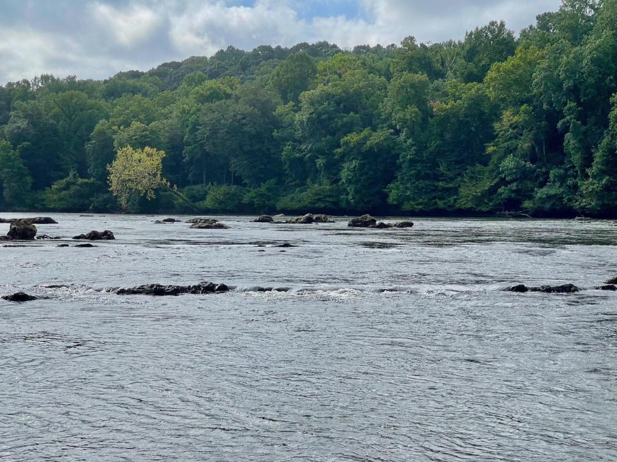 River Wellness Lodge Kingston Bagian luar foto